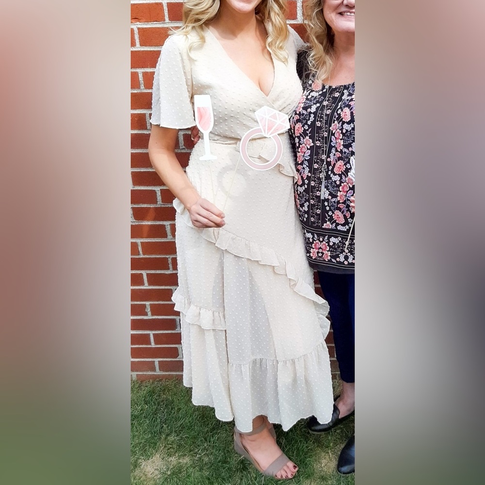 Lulu’s Cream Ruffle Midi Dress with Slit